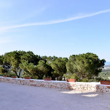 度假居 Hecate Mit Panoramapool By Interhome